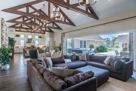 Kellen Winslow house in California